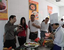 好厨师哪里找?——澳门酒店协会代表团到校求厨师“千里马”