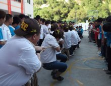 福建新东方烹饪学校:拔河比赛奏响趣味运动会的序曲