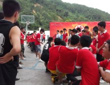 福州新东方烹饪学校:拔河比赛总决赛 全能三班勇夺冠军