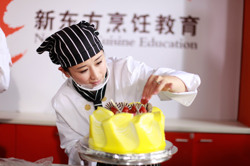 福建新东方烹饪学校:女生<em>学</em>西点<em>好不好</em>?_福建