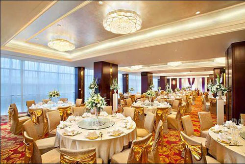 上海富豪会展公寓酒店面向福州新东方厨师学校