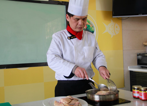 揭秘福建新东方烹饪学校七宗罪_福建新东方