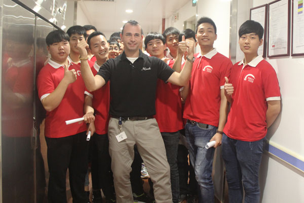 新东方学子赴凯宾斯基酒店参观与面试_福建新