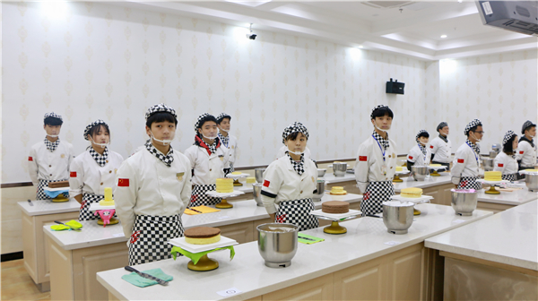学生赛前准备 学生赛前准备