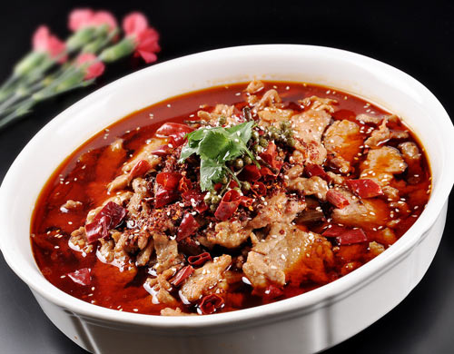 香辣水煮牛肉—福州厨师学校美食推荐